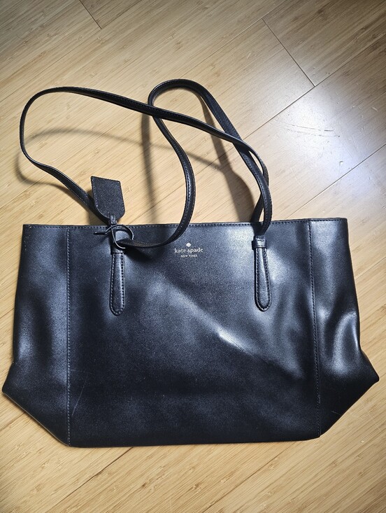 kate spade Handbags - Black Kate Spade Tote Bag